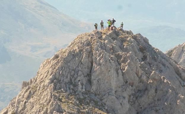 Cinco cimas conquistadas por el Grupo de Montaña Orza en el Parque Natural de Las Ubiñas-La Mesa