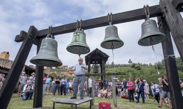 Las campanas 'hablan' en Meruelo