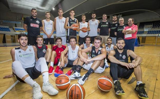 Un equipo nuevo para el mismo objetivo