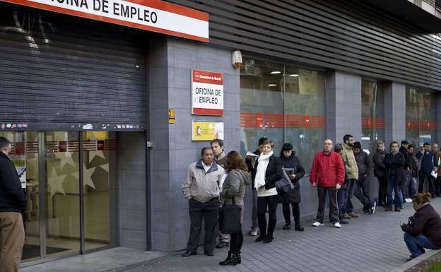 España concentra uno de cada cuatro parados de muy larga duración de Europa