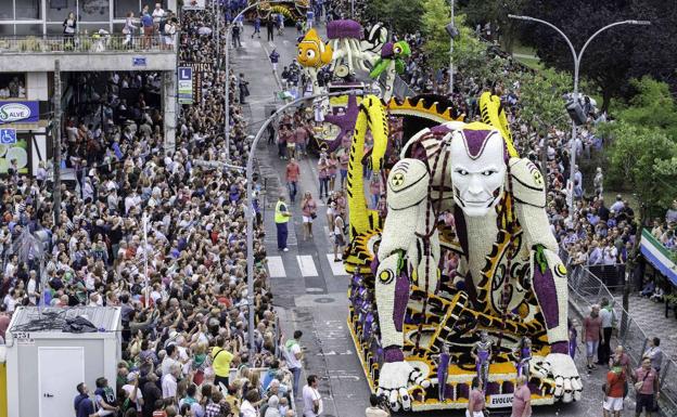 Una Batalla de Flores con ausencias