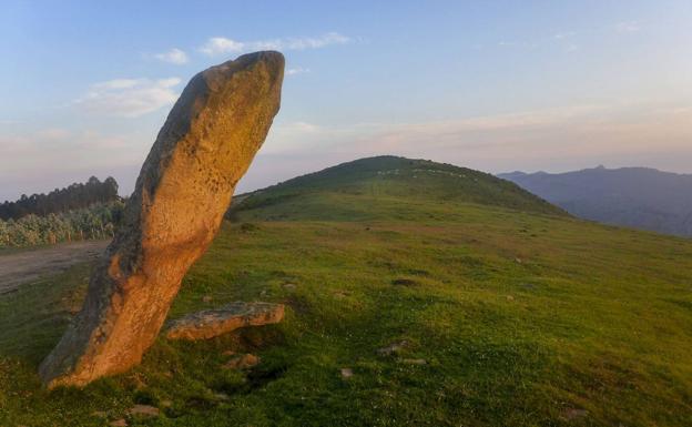 Una empresa propone construir un parque eólico entre Cantabria y Vizcaya