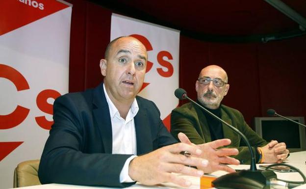 Cs quiere que la ciudad se sume al programa de recursos educativos