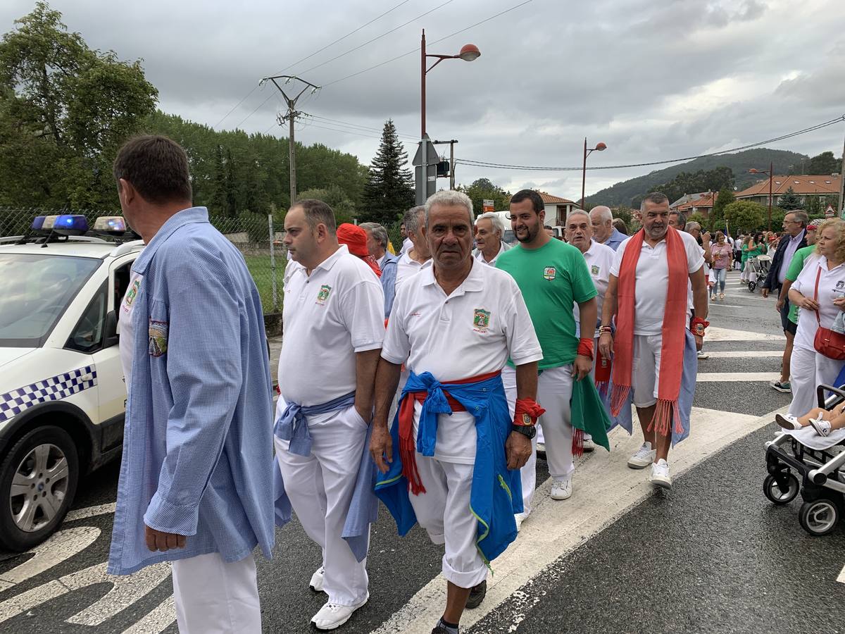 Ampuero enciende sus fiestas de la Virgen Niña