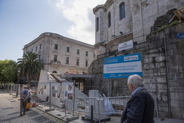 El nuevo acceso a la catedral se retrasa y no estará acabado hasta noviembre