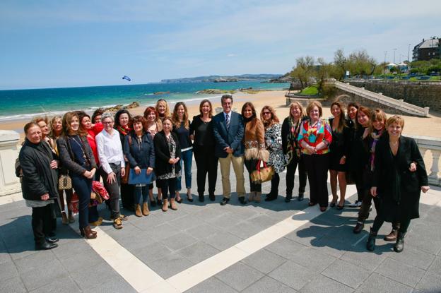 El Gobierno constata con un estudio propio la desigualdad salarial femenina en Cantabria