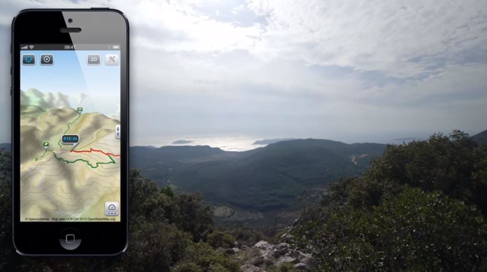 Las apps que debes llevar descargadas en el móvil si vas al monte