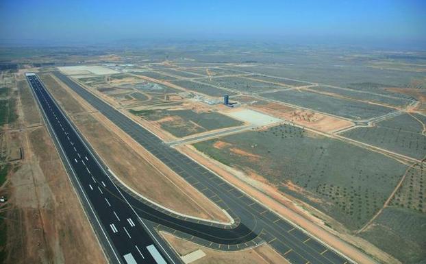 El aeropuerto de Ciudad Real reabre después de siete años cerrado