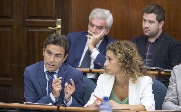 Casares, Fuentes-Pila y Saro quieren regular las comisiones de investigación