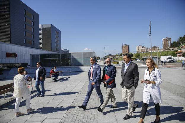 Tejido: «Vamos a priorizar y dar voz a lo bueno, en Valdecilla hacemos cosas increíbles»