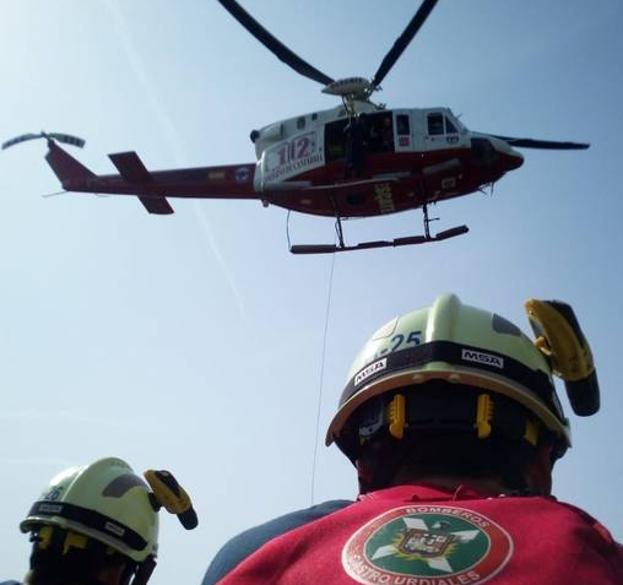 Evacuado en helicóptero un senderista que realizaba una ruta en el monte Candina