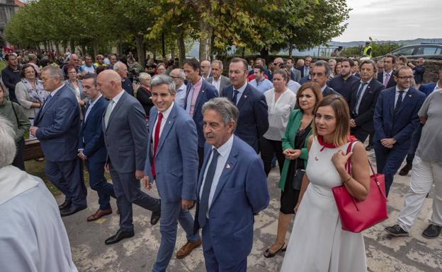 Revilla pide a la Bien Aparecida que haya un Gobierno en España «cuanto antes»