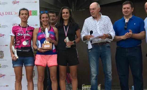 Manuel Vega y Elena Villanueva se proclamaron campeones regionales de duatlón cross