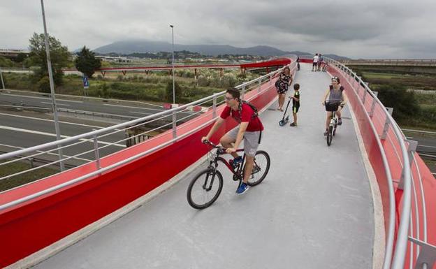 La obra del carril bici Camargo-Santander se incluirá en los Presupuestos de 2020