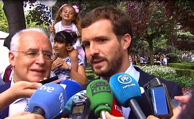 Casado acusa a Sánchez de chantajear por pagar la deuda a las autonomías en campaña