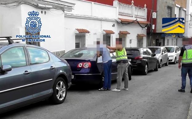 Detienen en Algeciras a un miembro de DAESH que almacenaba manuales para cometer atentados