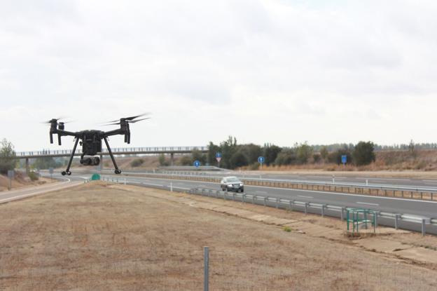 Los drones de la DGT ya sobrevuelan la A-67