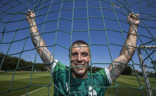 Abraham, baja de dos a tres meses