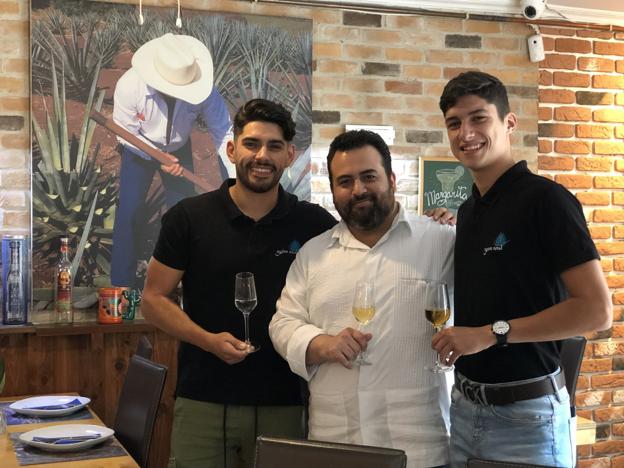 El Ágave Azul de Santander, embajador del tequila