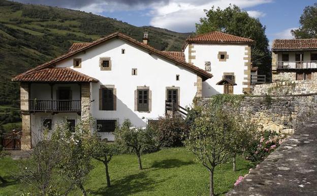 «El Plan para la Casona de Tudanca debe traducirse en presupuestos y reformas»