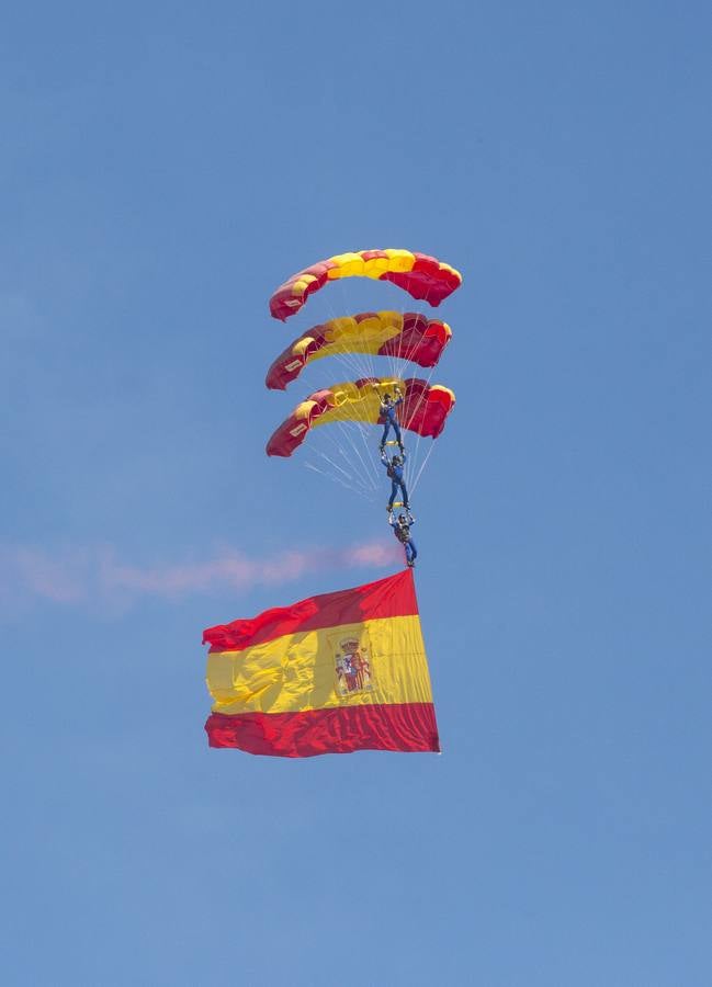 El Desemabarco de Normadía en Santander por tierra, mar y aire