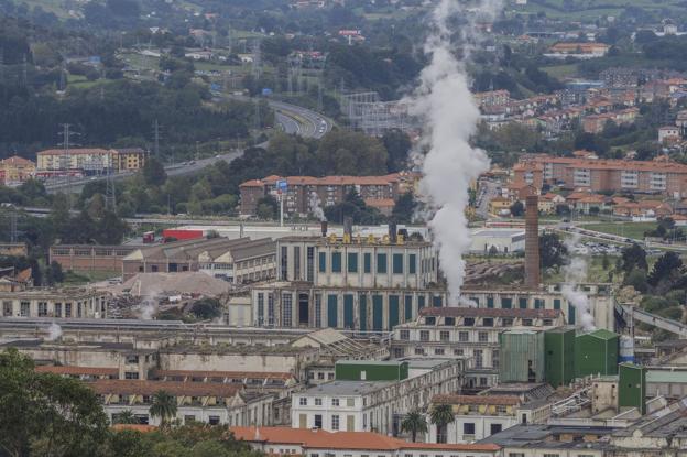 Sniace perdió 5,88 millones de euros en el primer semestre, un 29% menos