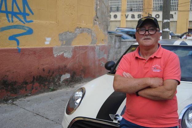 «Viví grandes momentos acompañando a tocar a Los Seisan por toda Cantabria»