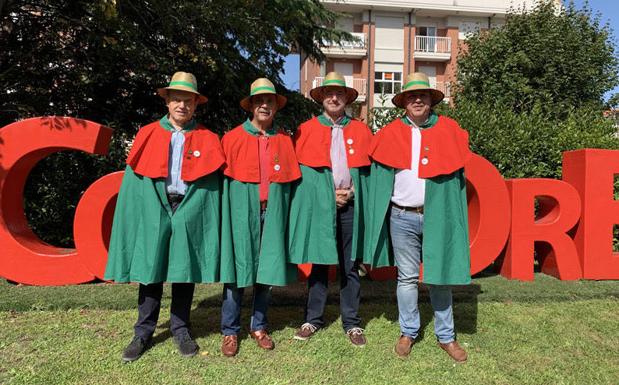 La Cofradía del Tomate y el Pimiento quiere celebrar su primer capítulo en primavera