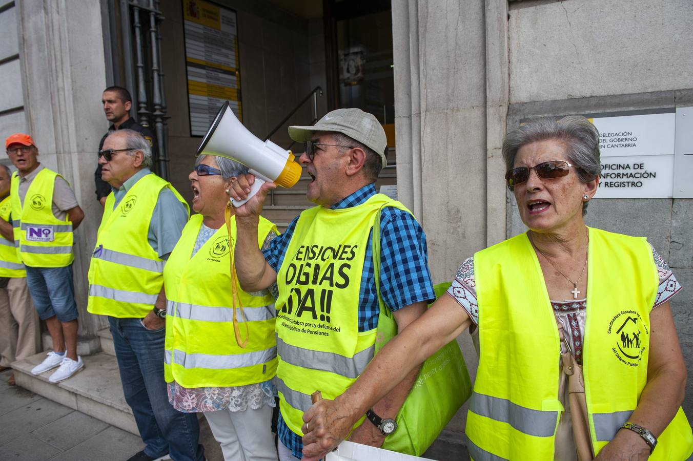 Concentración de jubilados y pensionistas en Santander