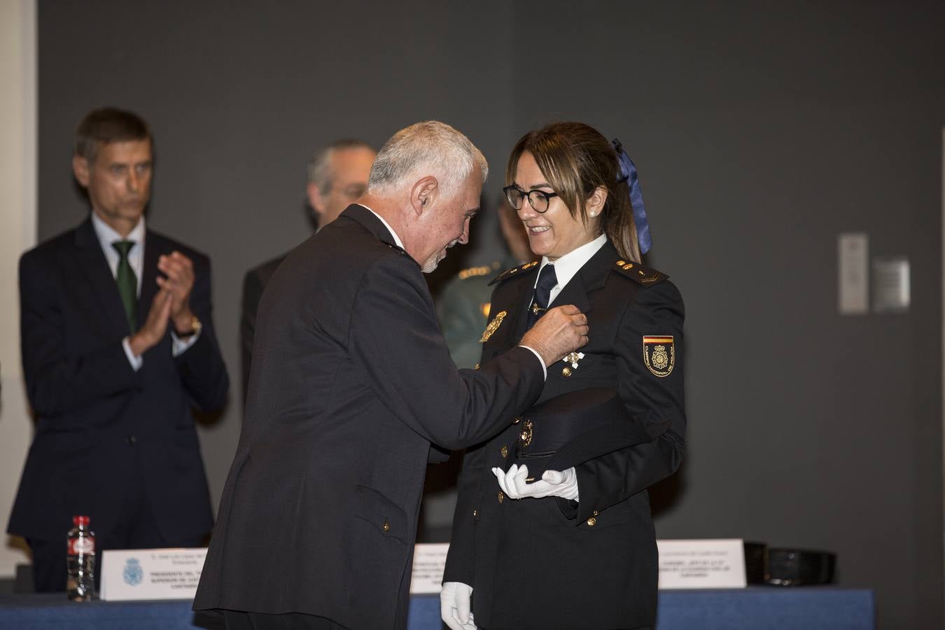 La Policía Nacional honrra a sus patronos