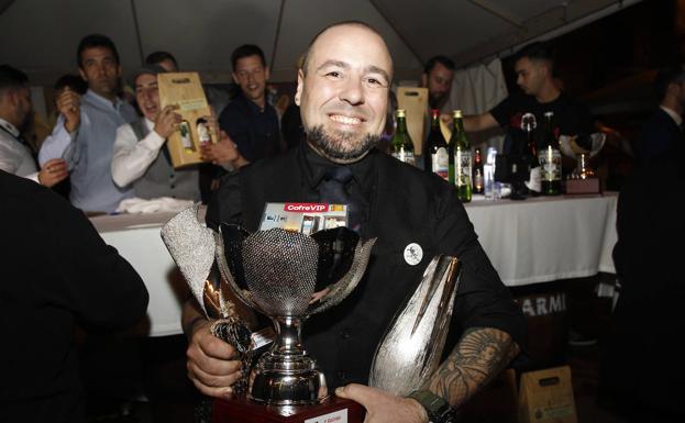 El barman del 'Olivia', Mario Alberto López, gana el Nacional de Coctelería con Vermut Igarmi