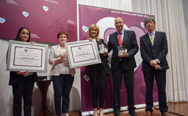 El Hospital Padre Menni premia al proyecto 'Más que tenis' de Rafa Nadal y a Special Olympics España