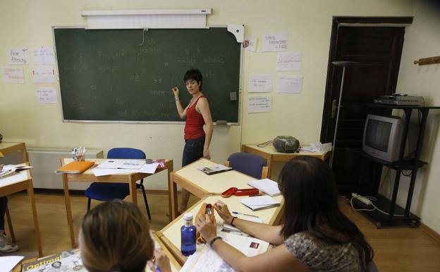 Alcuentru organiza un curso de cántabru en Santander