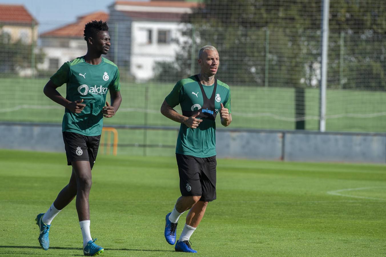 El Racing prepara el partido ante el Girona