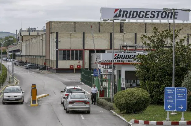 El Supremo abre la puerta a la readmisión de personal de Bridgestone despedido en 2012