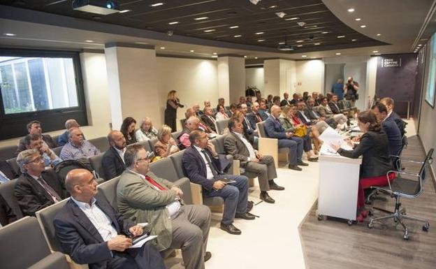 'Cumbre' de la CEOE cántabra para prepararse ante 'la economía de las canas'