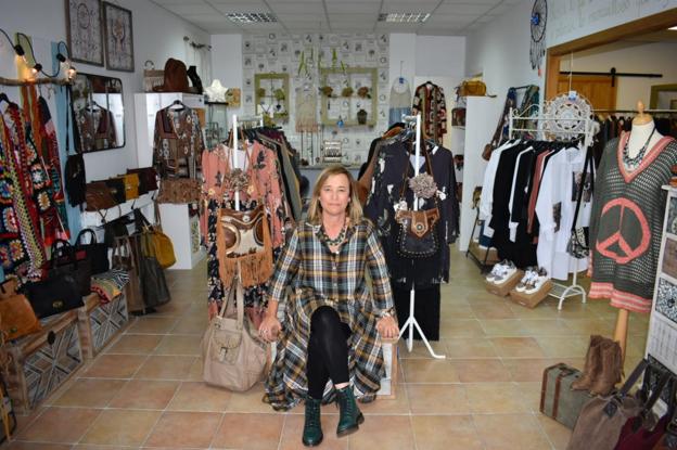 Emma Casanueva llena Meruelo 'de mil colores' y estilo propio