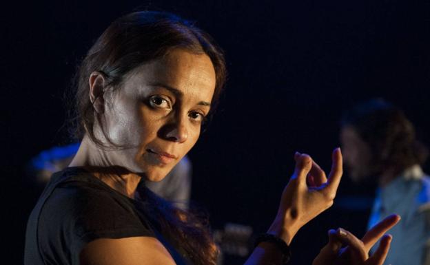 La bailaora Olga Pericet explora la figura de Carmen Amaya en el Palacio Festivales