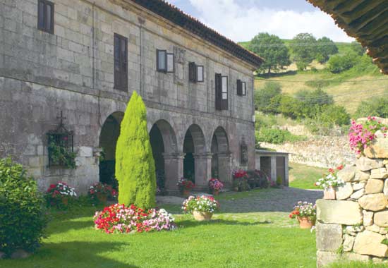 Patrimonio civil y religioso de Ruente