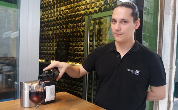 De Vicio, un buen sitio para tomar el aperitivo en la calle Cádiz de Santander