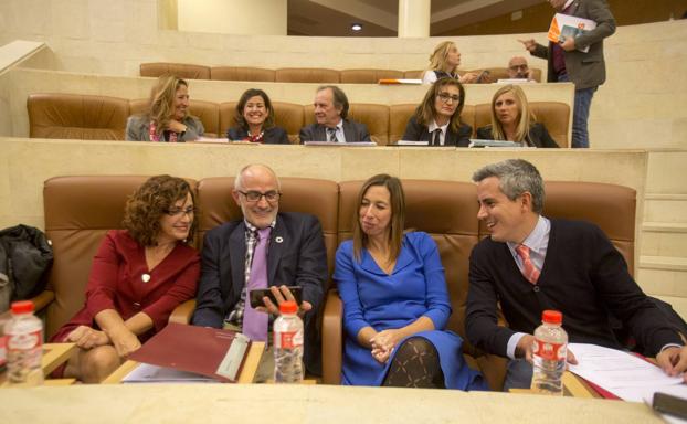 El Parlamento se une para pedir a Madrid que active la tramitación alta velocidad hasta Reinosa