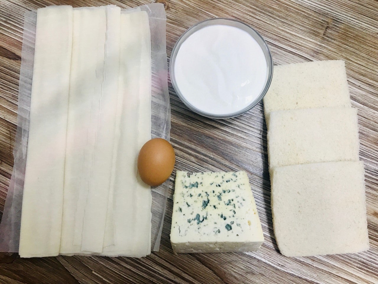 Cocinamos unos originales sándwiches de queso azul