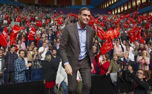 Casares: «Votar al PSOE es garantía de que el mensaje de Cantabria llegará a Madrid»