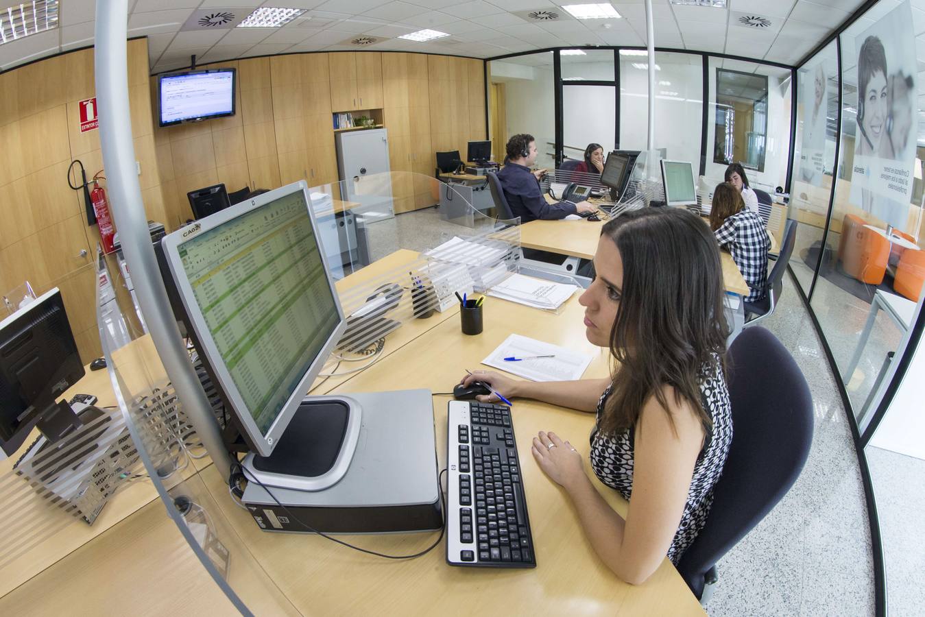 Santander pretende aumentar de 2.500 a 2.800 los usuarios de teleasistencia