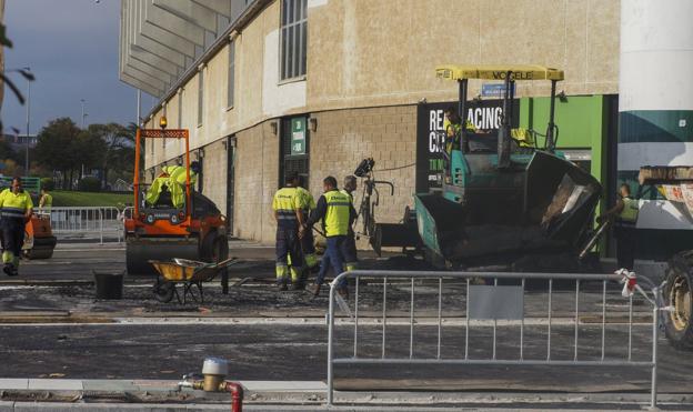 Las obras en el entorno del campo de fútbol avanzan «según lo previsto»