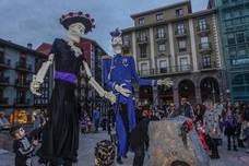 Muertos y fantasmas en las calles