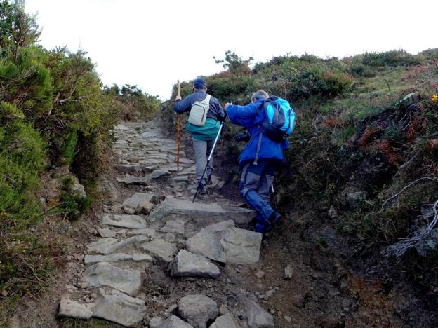 Una ruta a caballo entre los valles Pas y Besaya