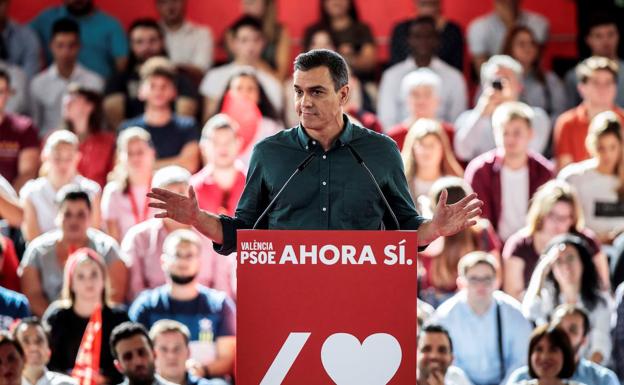 Sánchez busca ampliar su base electoral a izquierda y derecha