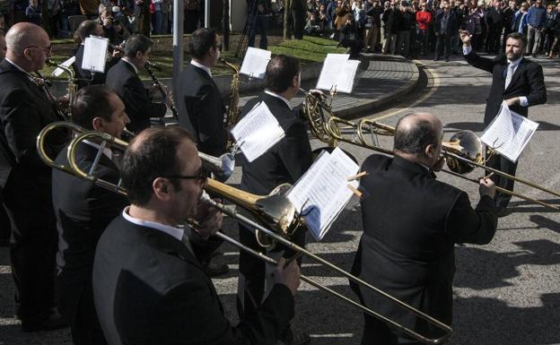 La Banda Municipal le pone canciones al otoño
