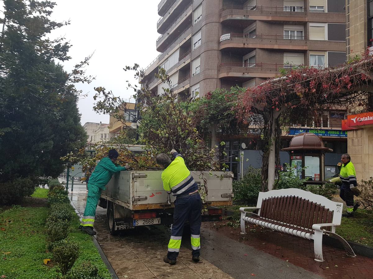 Torrelavega repara los restos del temporal